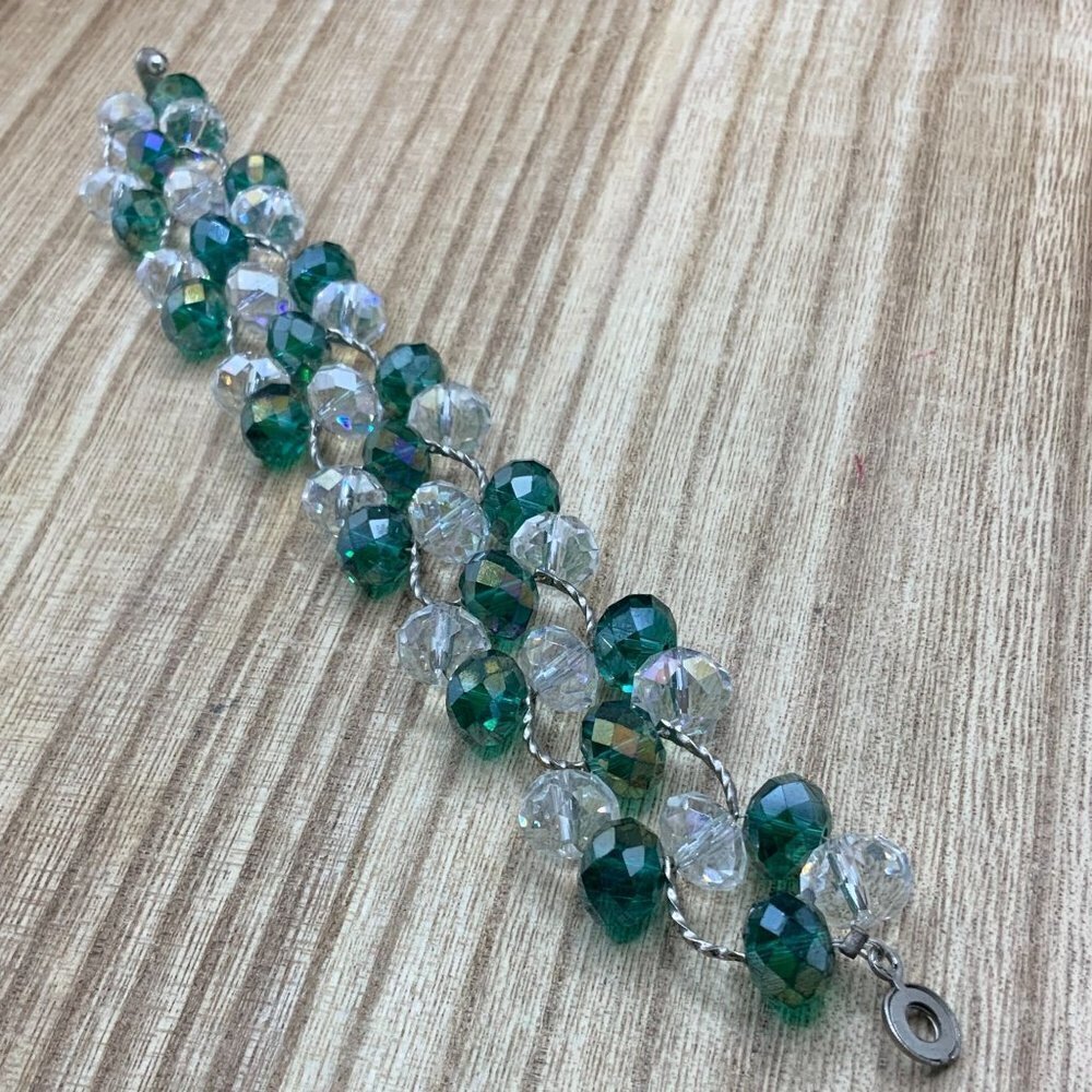 Teng Yue Mutli Strand Green & White Bracelet